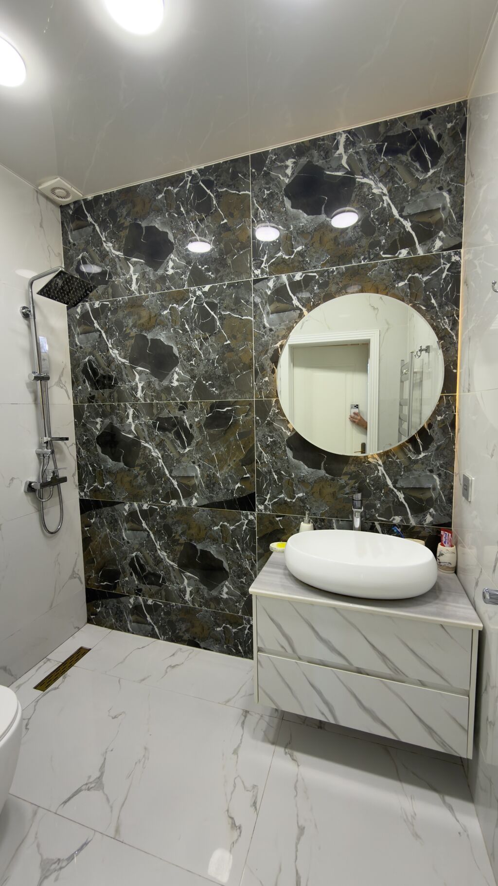 2 otaqlı, Yeni tikili, m. Qara Qarayev, 82 kv. m