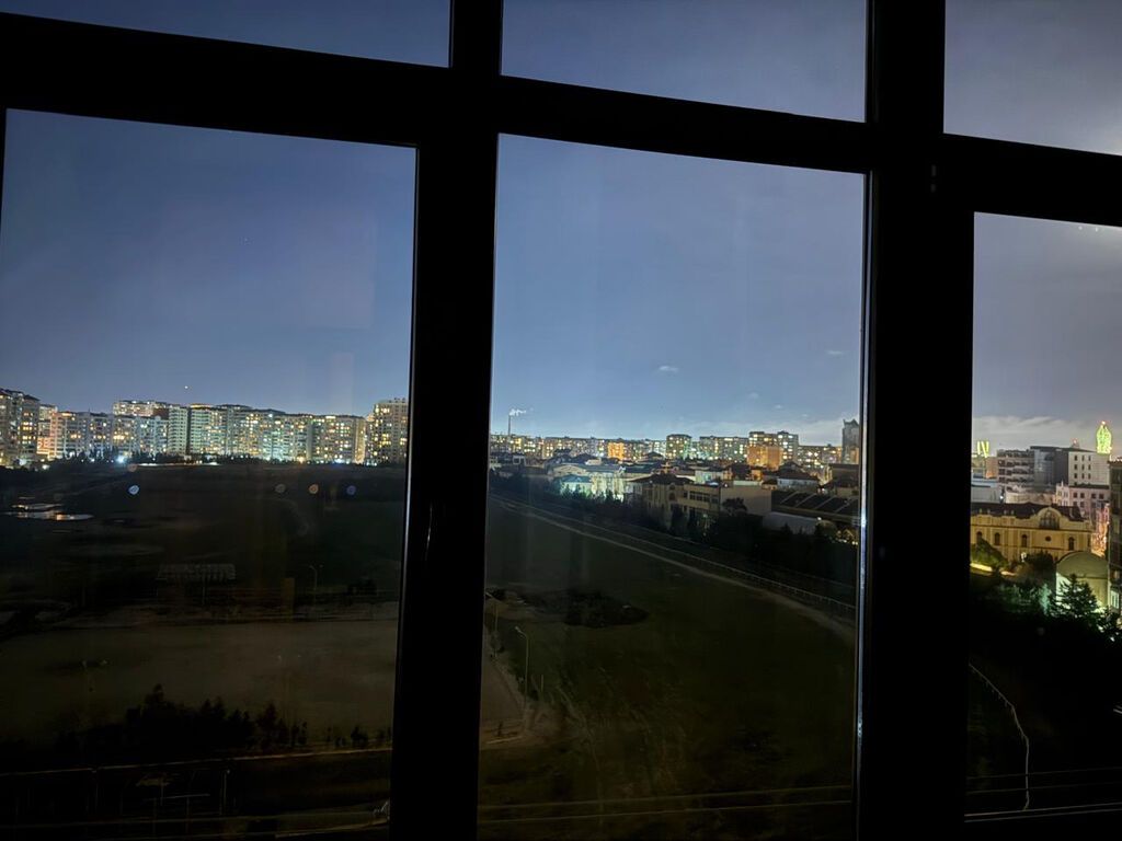 4 otaqlı, Yeni tikili, 212 kv. m