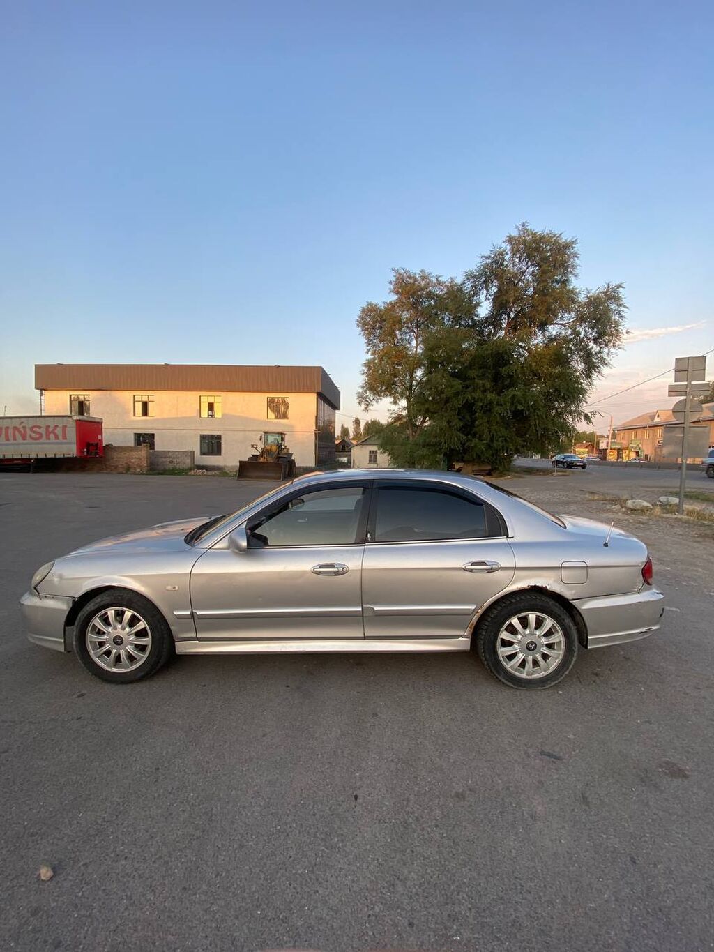 Hyundai Sonata: 2004 г., 2 л, Автомат, Бензин, Седан: фото 4