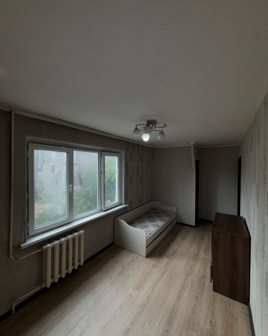2 комнаты, 48 м², 104 серия, 3 этаж, Косметический ремонт: фото 2