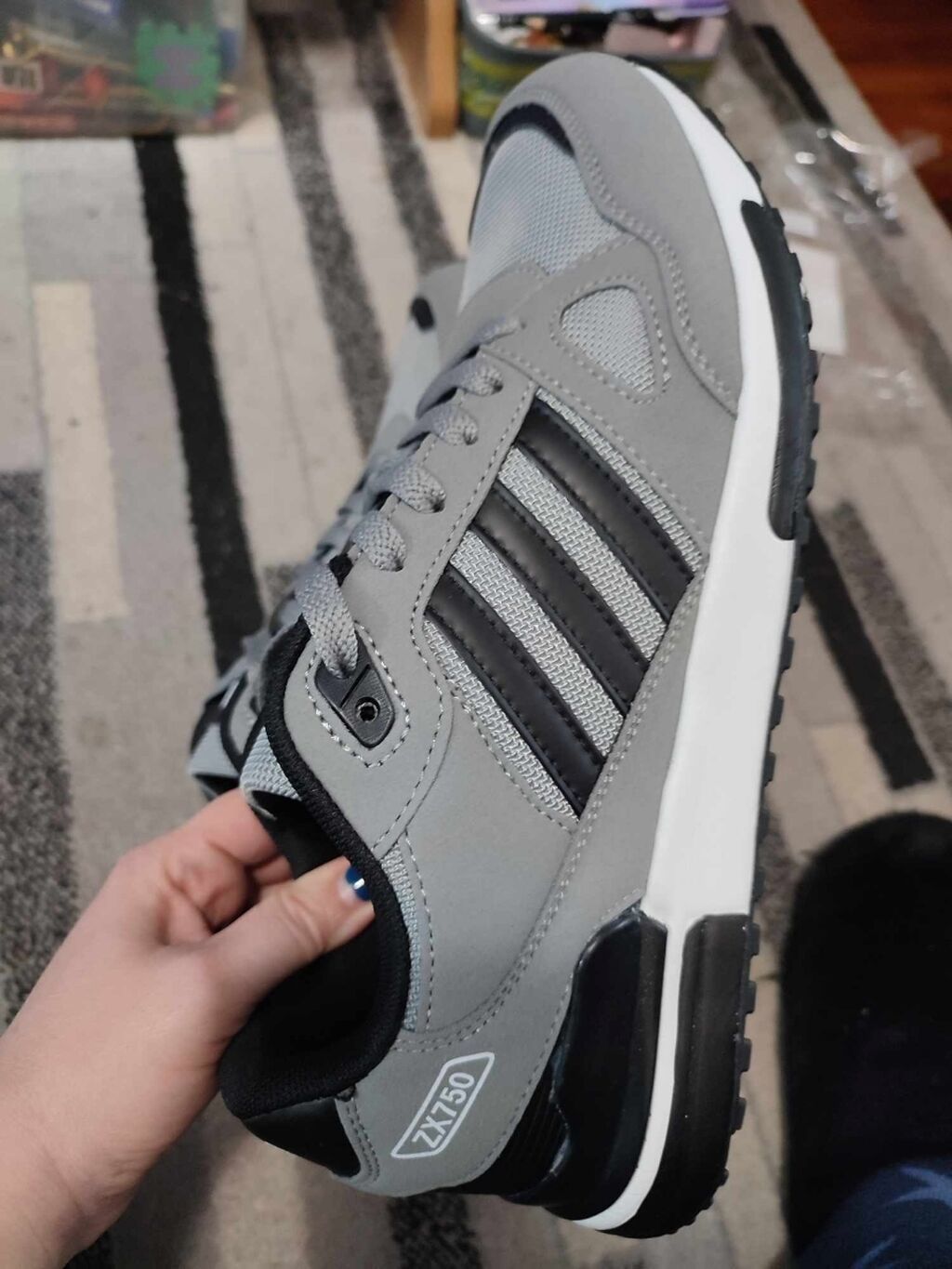 Obuca Patike Adidas Zx 750 Srbija MUSKE PATIKE ADIDAS ZX 750