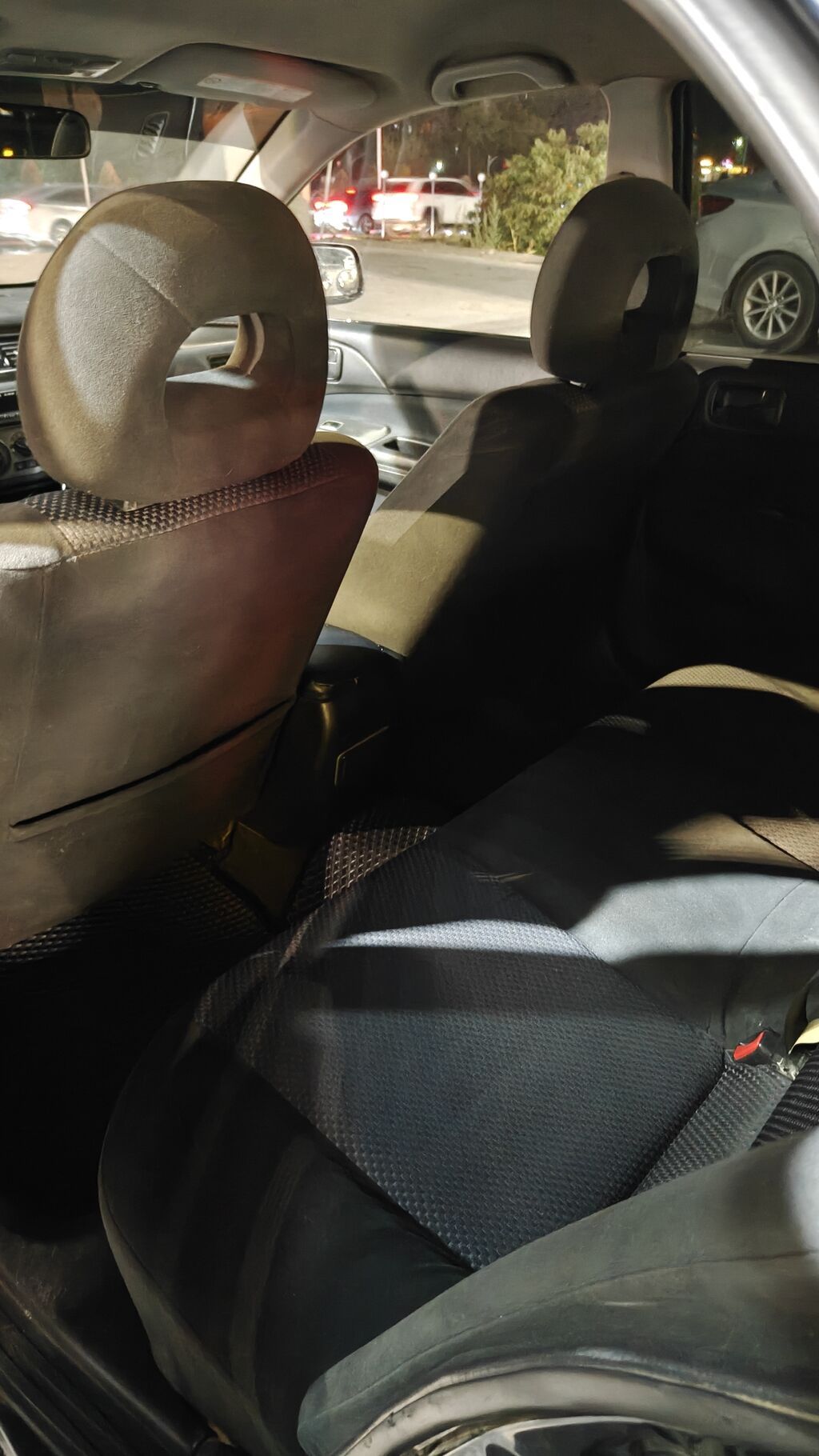 Mitsubishi Lancer: 2006 г., 1.6 л, Автомат, Бензин, Седан: фото 6