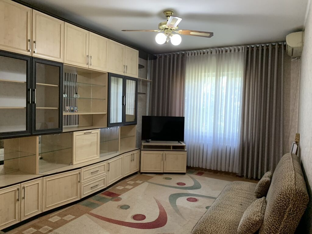 2 комнаты, 49 м², Аламедин-1 мкр 105 серия, 5 этаж, Свежий ремонт: фото 1