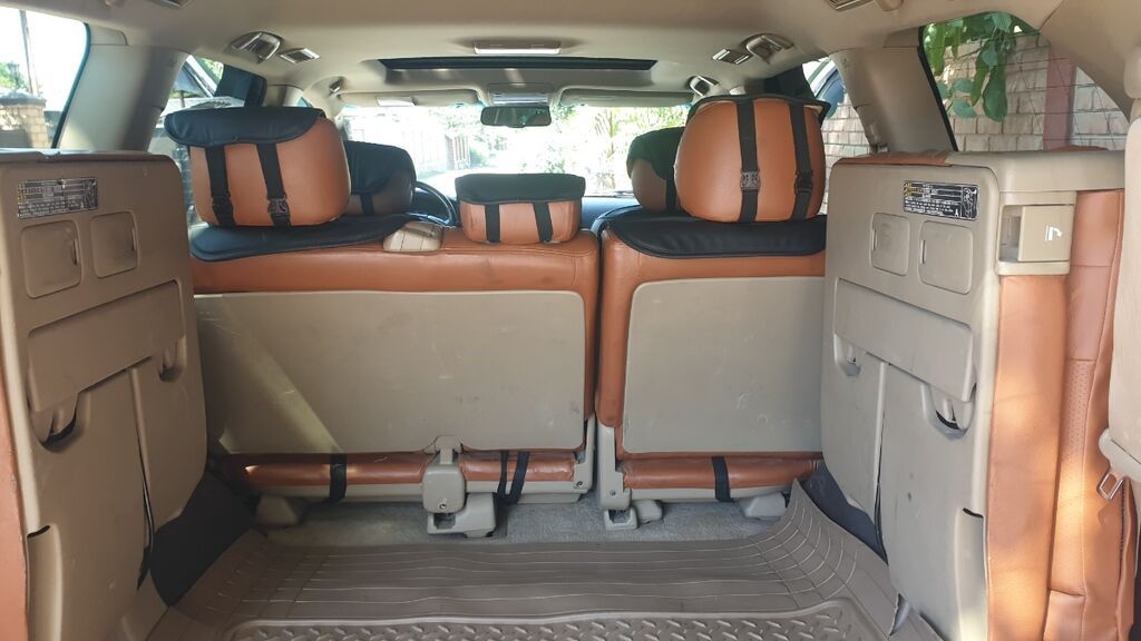Toyota Land Cruiser: 2009 г., 4.7 л, Автомат, Газ, Внедорожник: фото 8