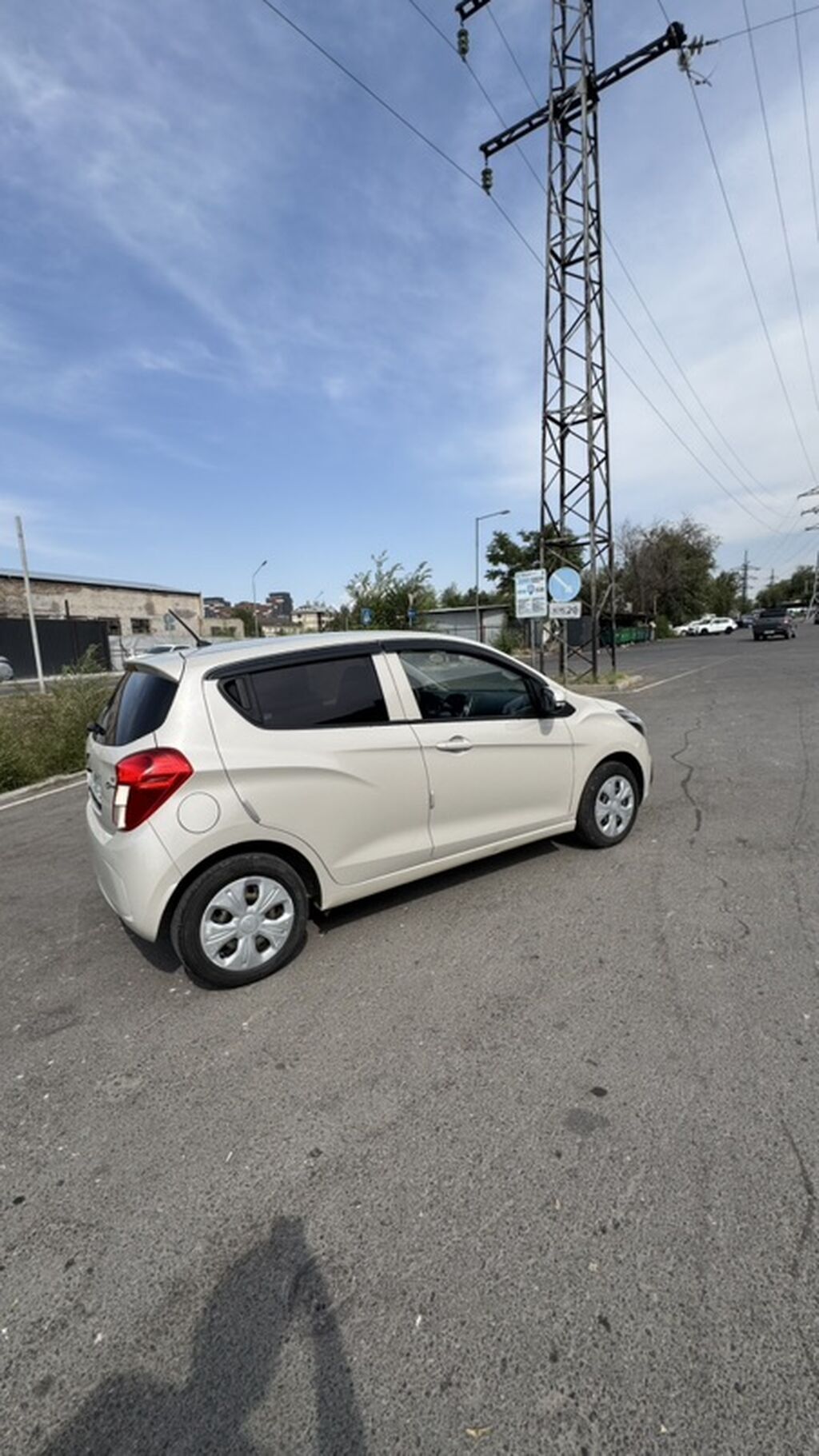 Chevrolet Spark: 2017 г., 0.1 л, Вариатор, Бензин, Хэтчбэк: фото 2