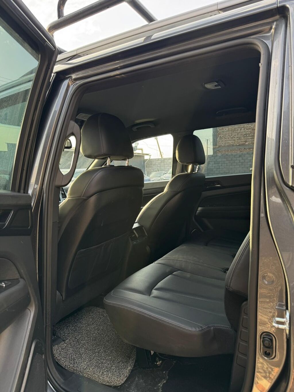 Ssangyong Rexton Khan