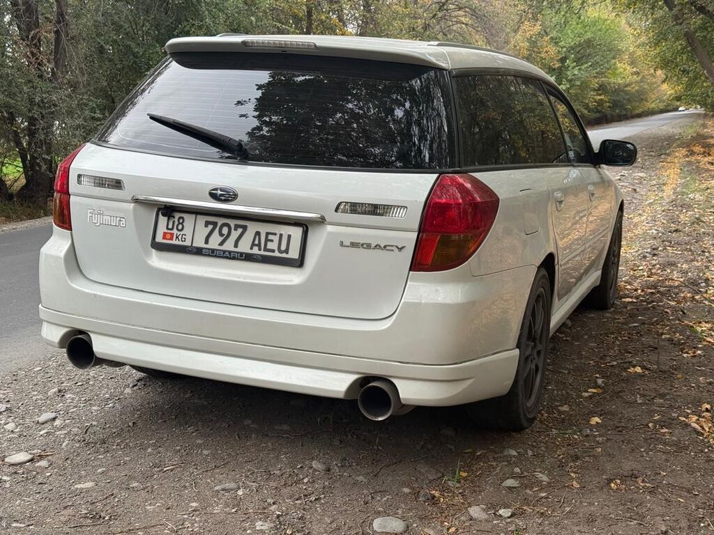 Subaru Legacy: 2003 г., 2 л, Автомат, Газ, Универсал: фото 3