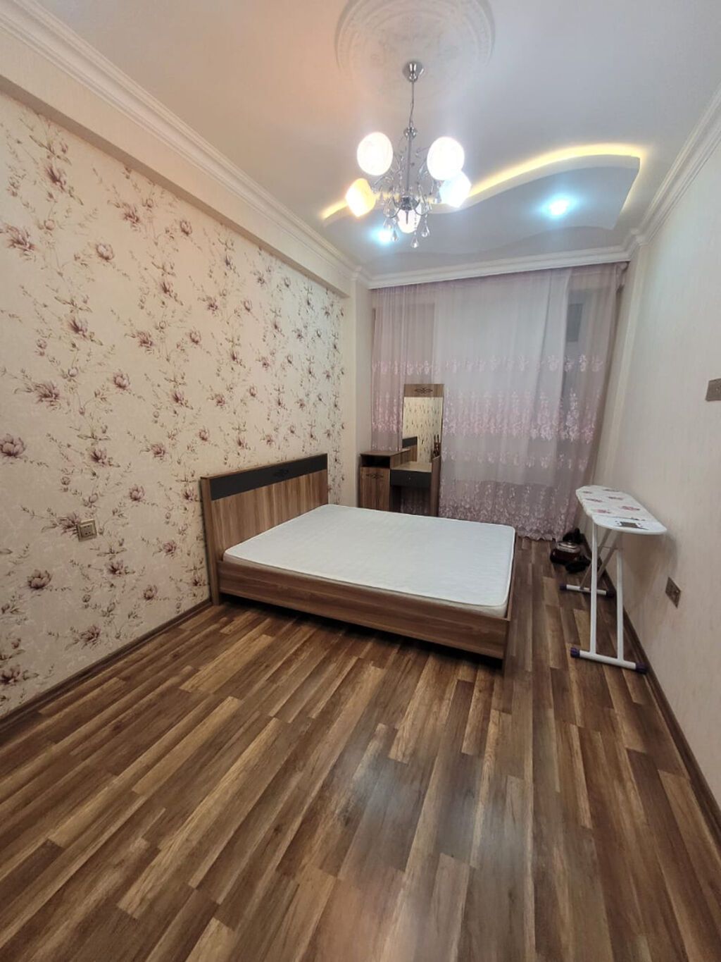 Nizami rayonu, Qara Qarayev metrosunun yaxını, Xarı Bülbül