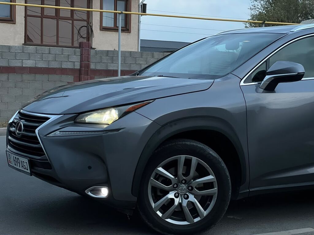 Lexus NX: 2015 г., 2 л, Автомат, Бензин, Кроссовер: фото 6