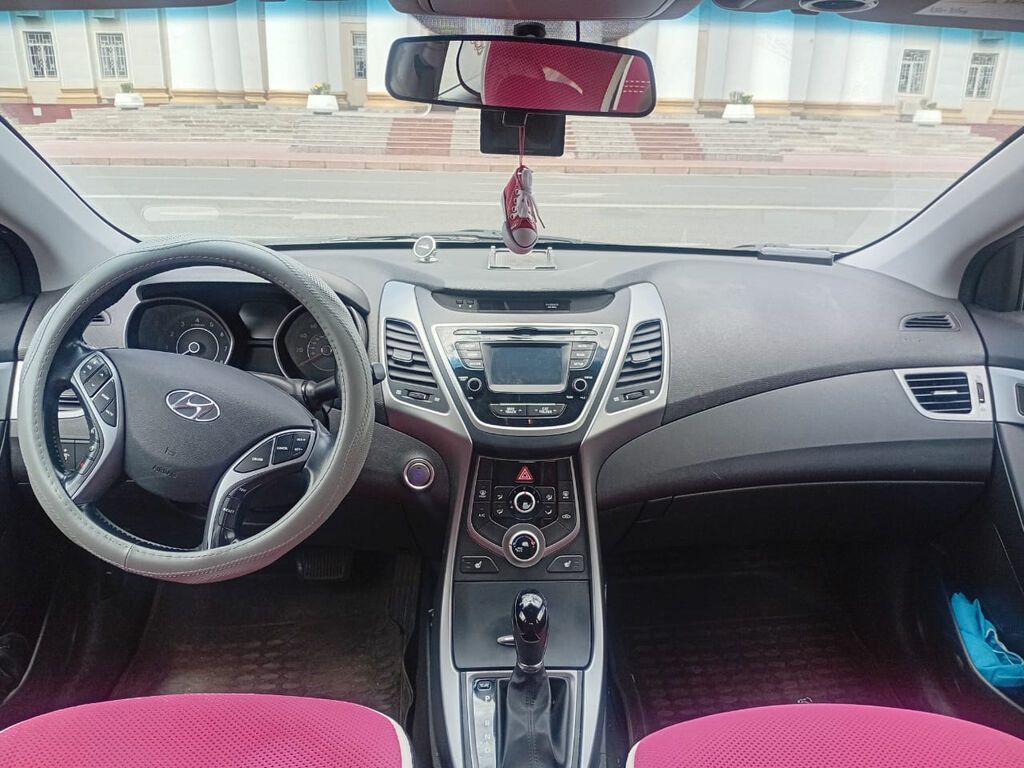 Hyundai Elantra: 2015 г., 1.8 л, Автомат, Бензин, Седан: фото 5