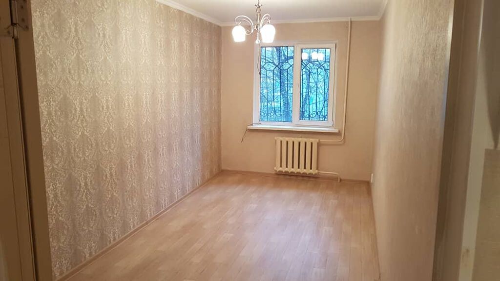 3 комнаты, 64 м², 4 мкр 104 серия, 1 этаж, Косметический ремонт: фото 2