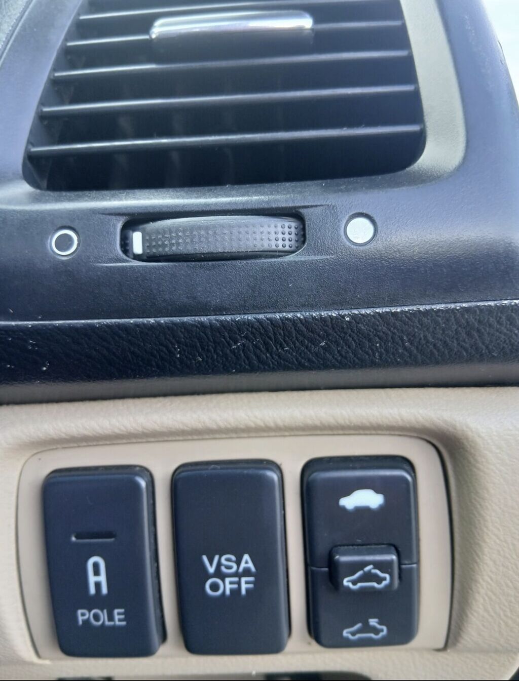 Honda Accord: 2003 г., 2.4 л, Бензин, Седан: фото 3