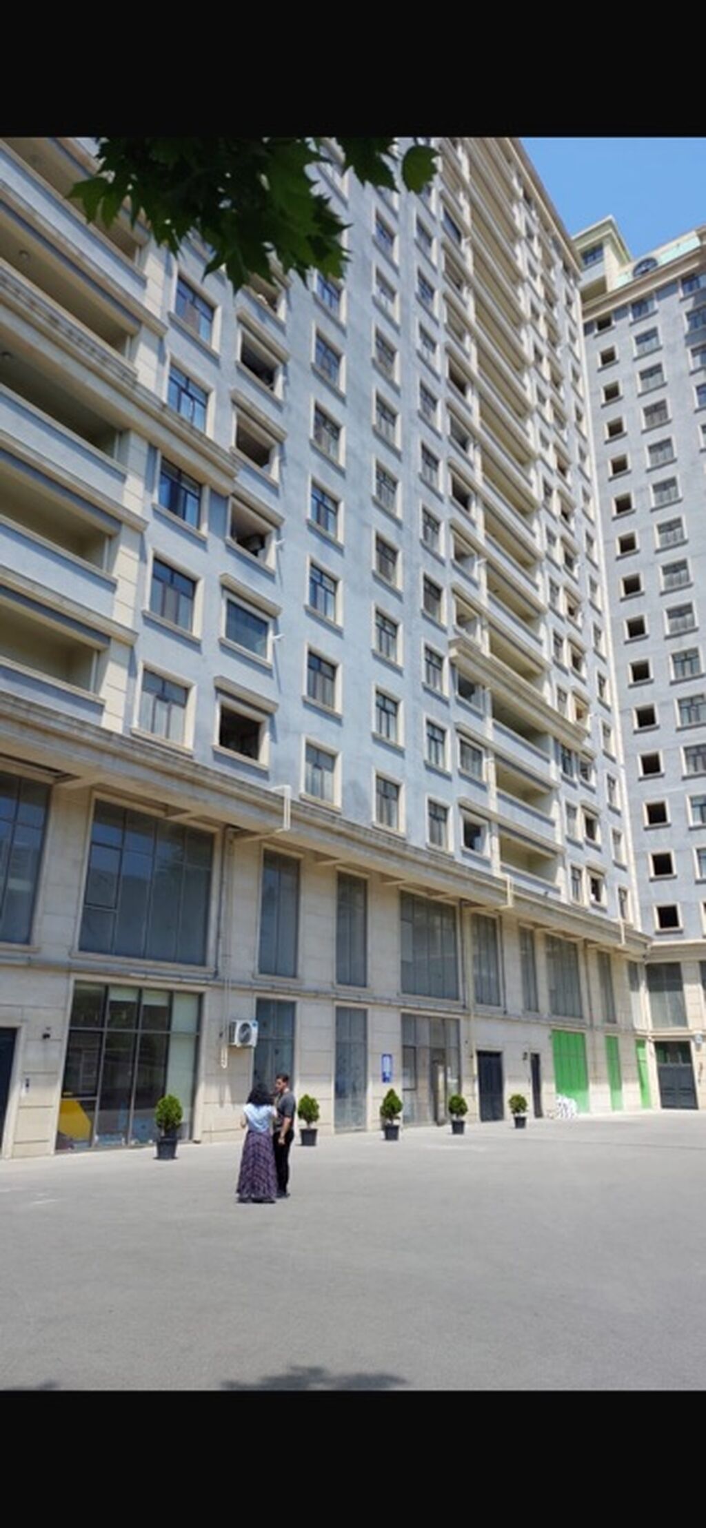 Obyekt təcili icarəyə verilir ! Qiyməti : 700 AzN. Gənclik metrosu