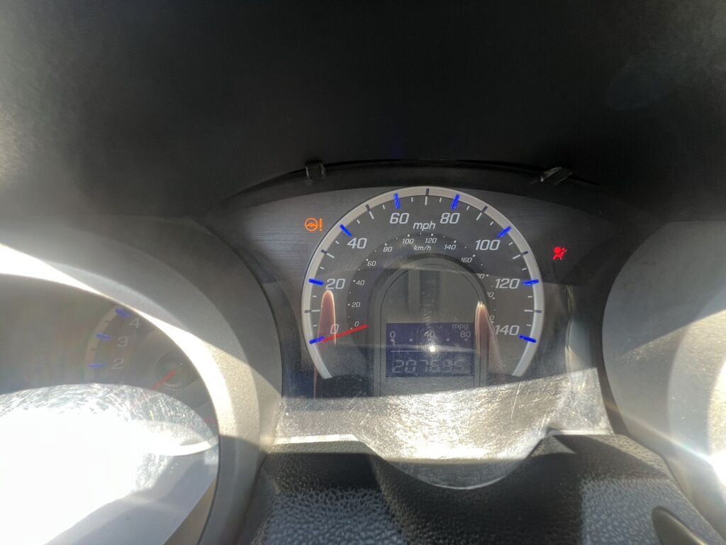 Honda Fit: 2010 г., 1.5 л, Автомат, Бензин, Хэтчбэк: фото 8