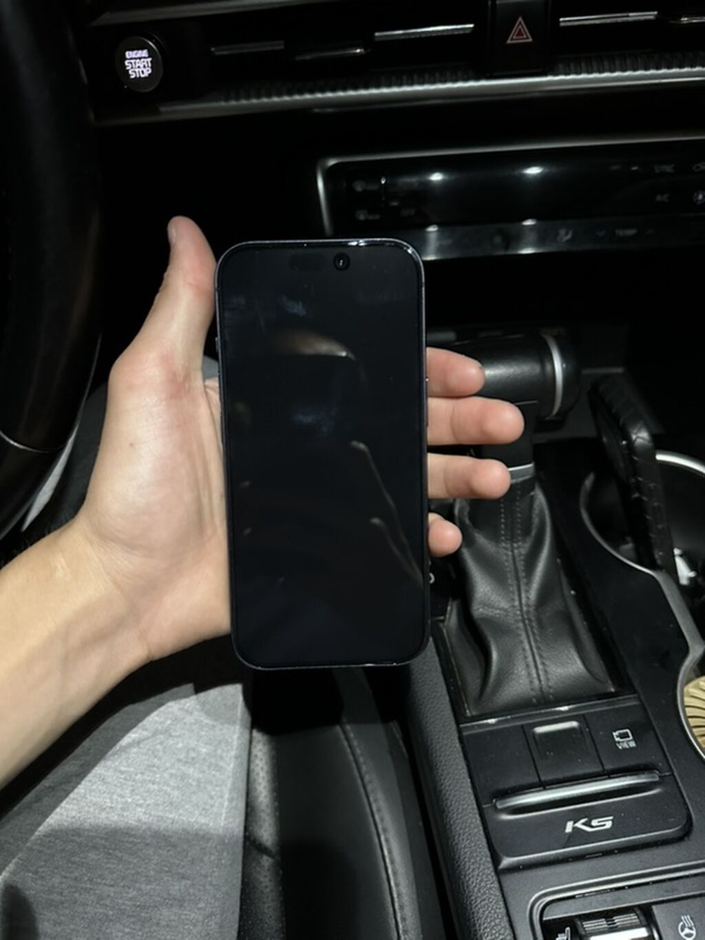 IPhone 17 Pro, Б/у, 256 ГБ, Синий, Чехол, Коробка, 100 %: фото 2
