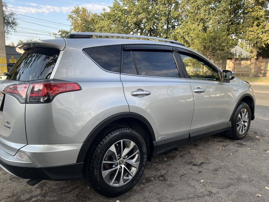 Toyota RAV4: 2016 г., 2.5 л, Вариатор, Гибрид, Кроссовер: фото 5