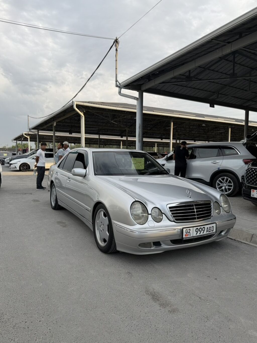 Mercedes-Benz E-Class: 2001 г., Автомат, Седан: фото 1