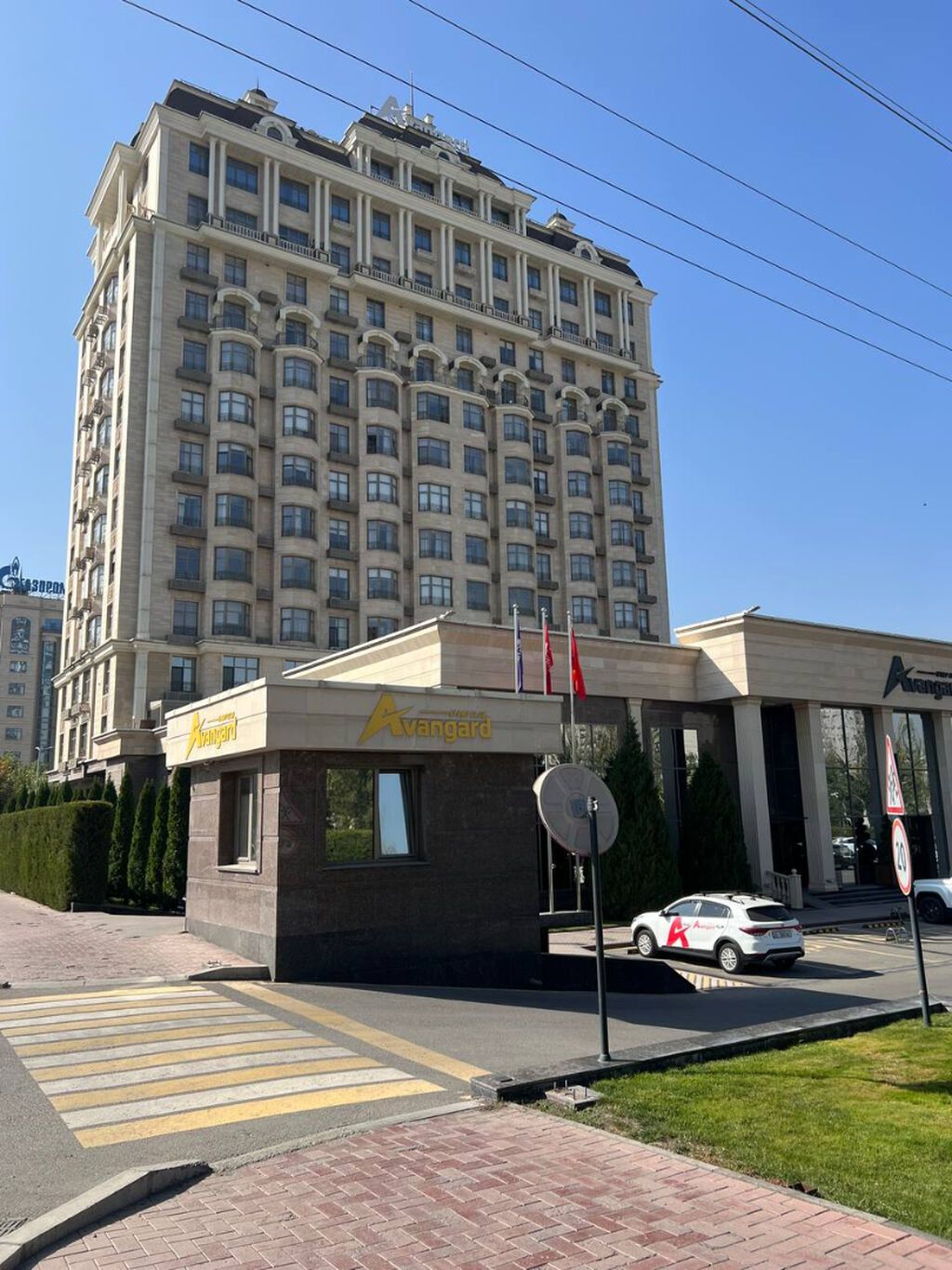 Сдаю квартиру в жк монако Магистраль Жукеева пудовкина 4х 230м2 +: фото 1