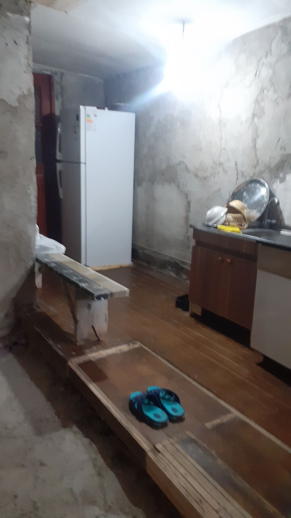 2 otaqlı, 45 kv. m, Təmirsiz