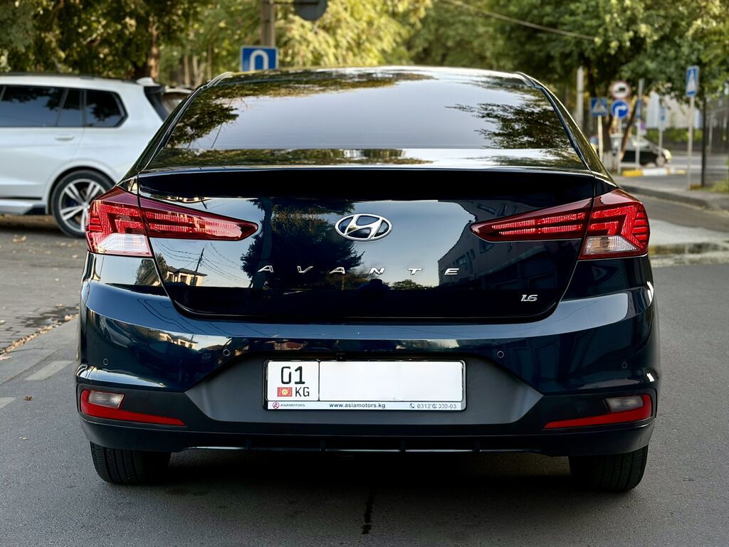 Hyundai Avante: 2019 г., 1.6 л, Вариатор, Бензин, Седан: фото 3