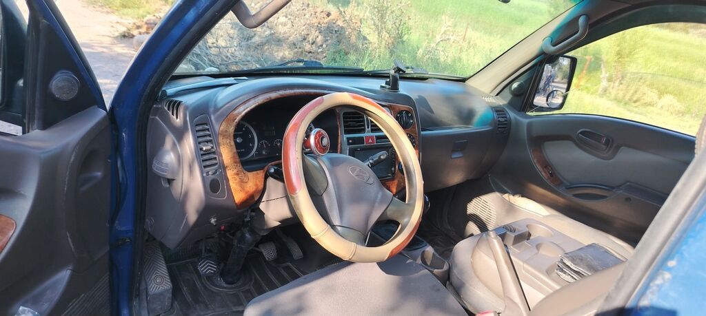 Hyundai Porter — компактный грузовой автомобиль с гидроподъёмным: фото 8
