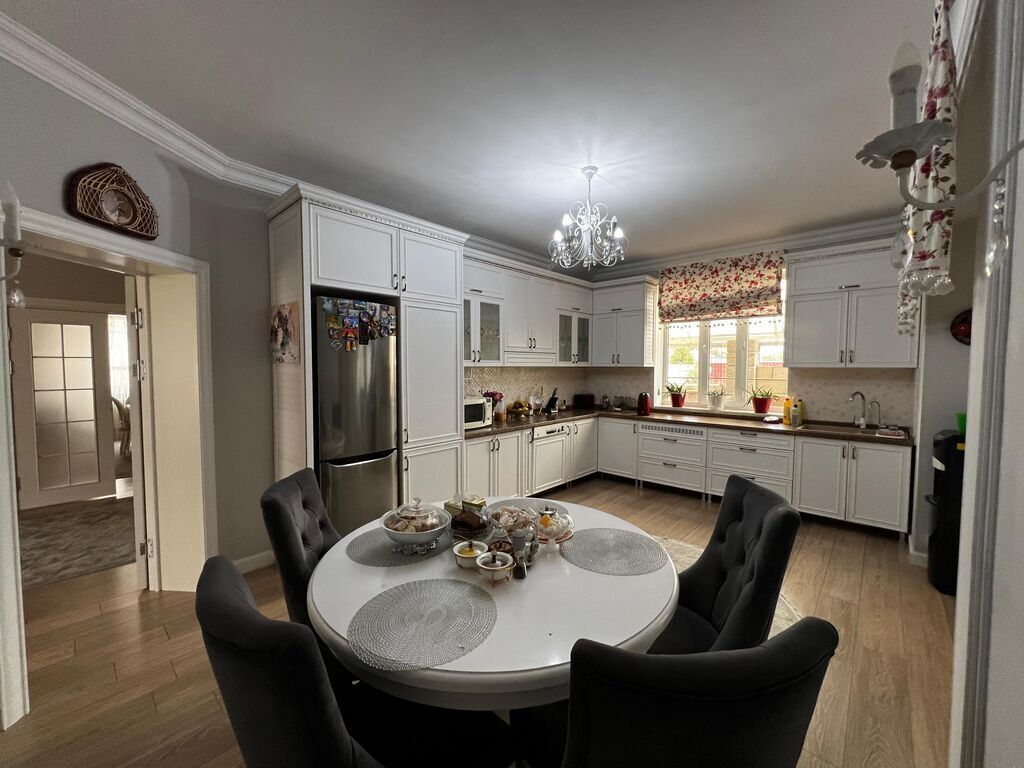 250 м², 5 комнат, Кок-Жар ж/м, Без подселения: фото 8