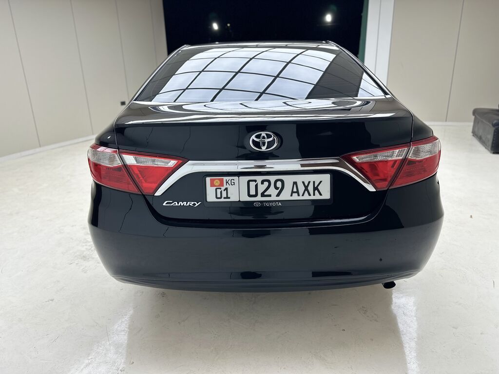 Toyota Camry: 2017 г., 2.5 л, Автомат, Бензин, Седан: фото 4