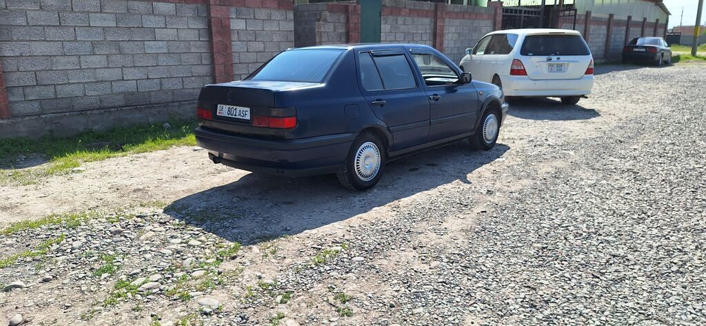 Volkswagen Vento: 1997 г., 1.8 л, Бензин, Седан: фото 5