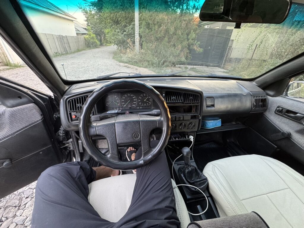 Volkswagen Passat Variant: 1991 г., 1.8 л, Механика, Бензин, Универсал: фото 5