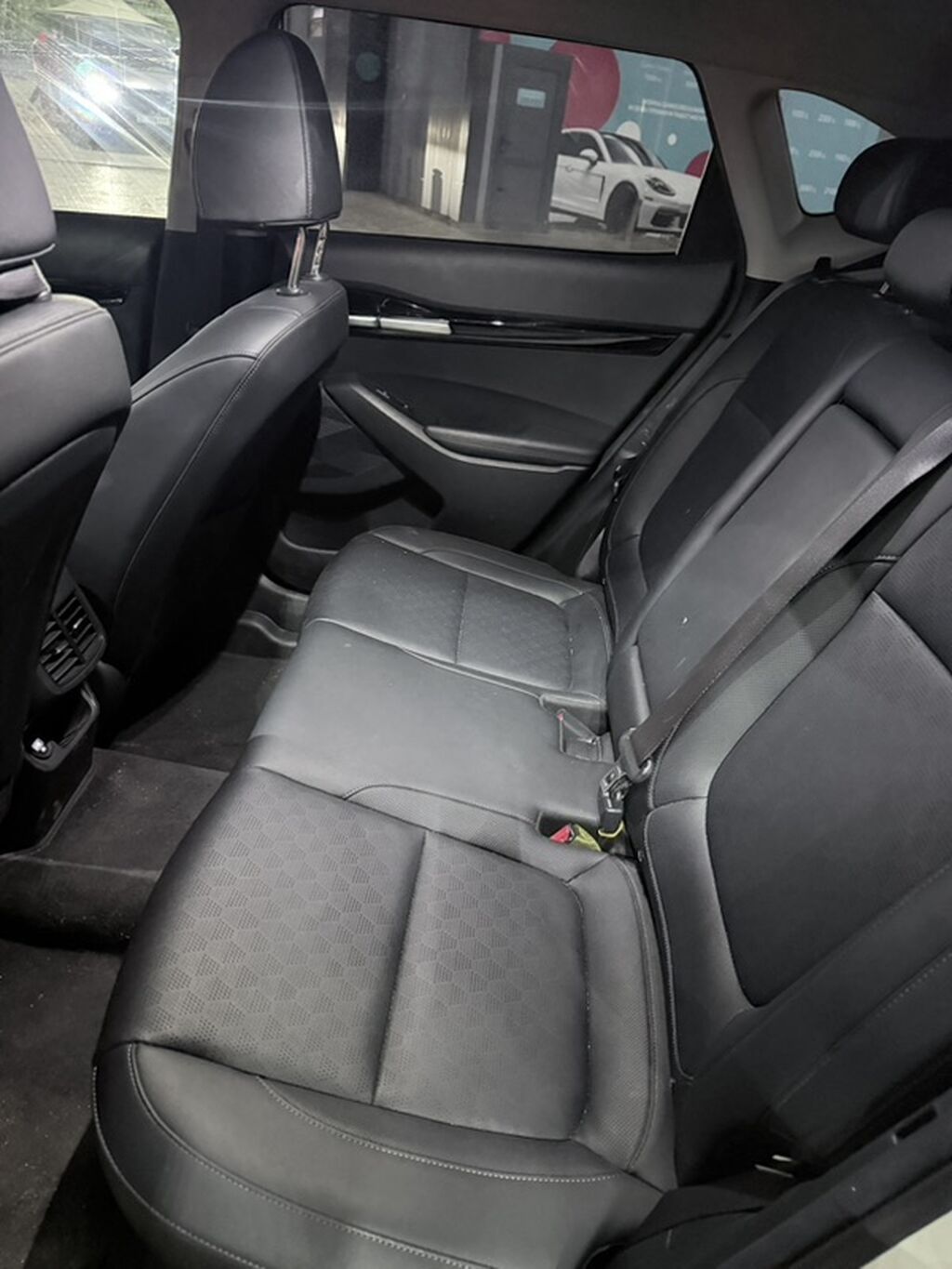 Kia Seltos: 2019 г., 1.6 л, Автомат, Кроссовер: фото 5