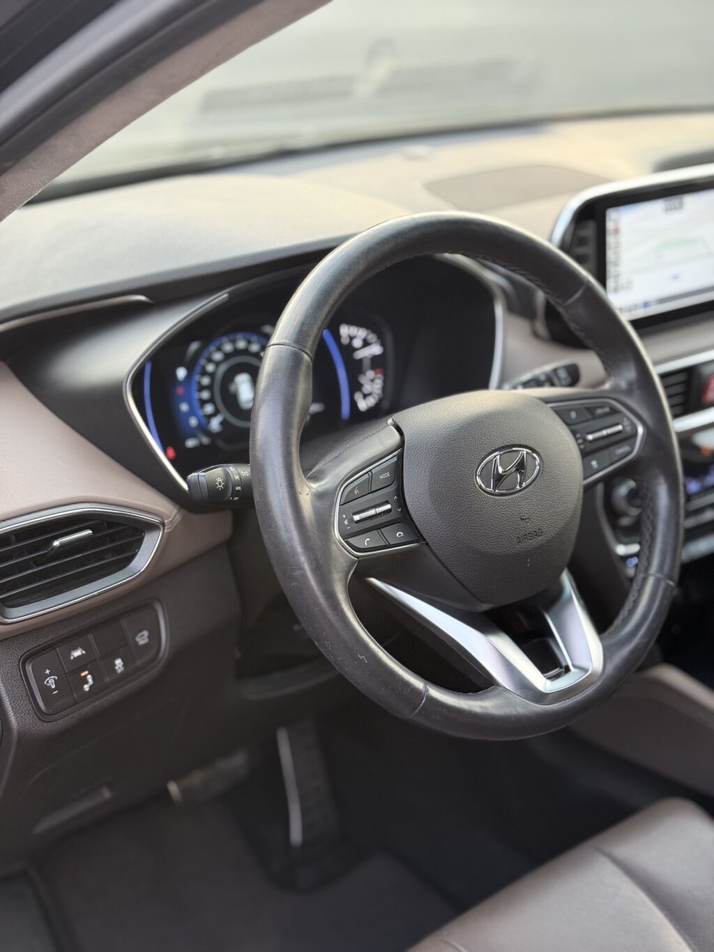 Hyundai Santa Fe: 2020 г., 2 л, Автомат, Бензин, Кроссовер: фото 8
