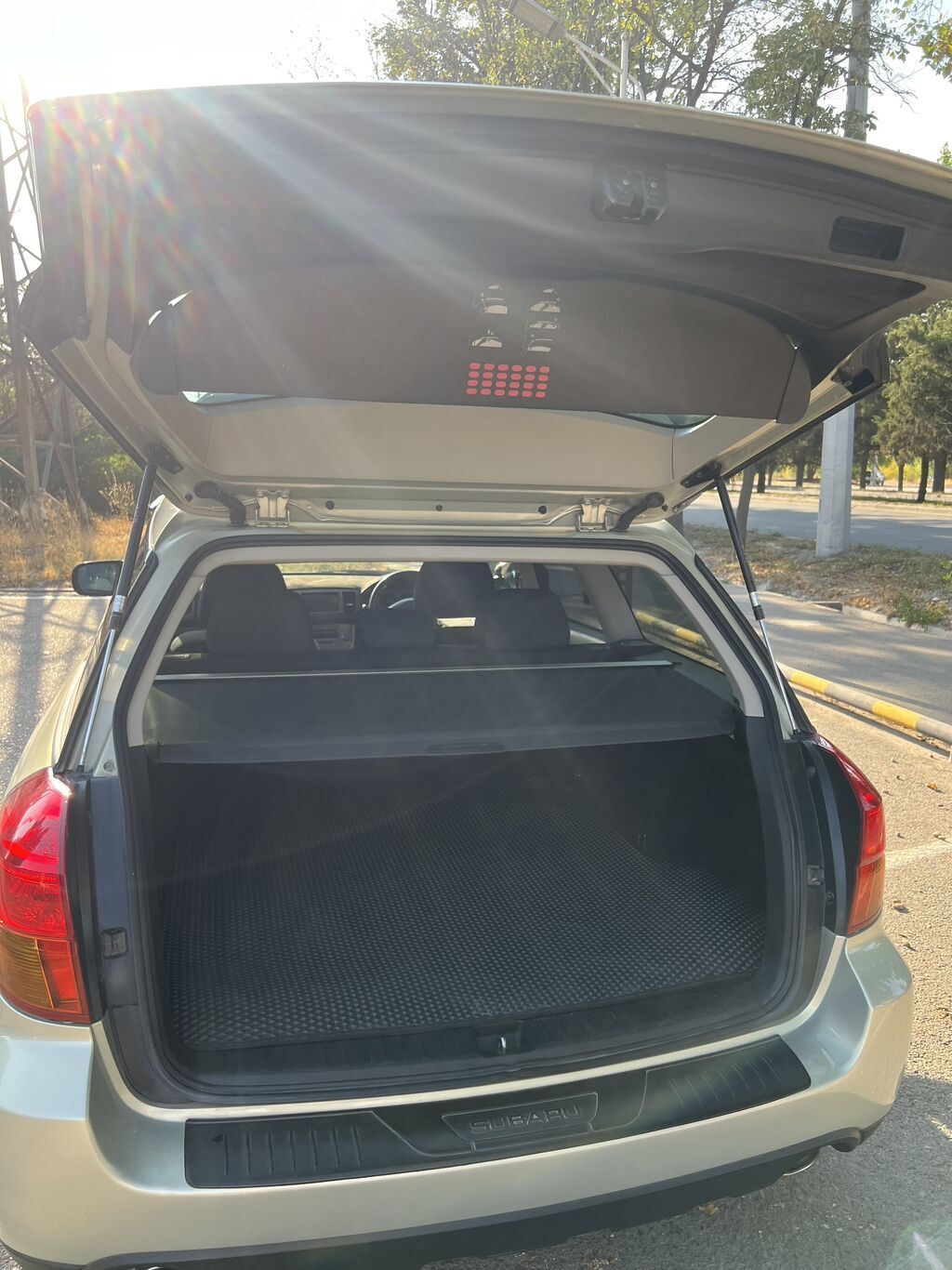 Subaru Outback: 2003 г., 2.5 л, Автомат, Бензин, Универсал: фото 8