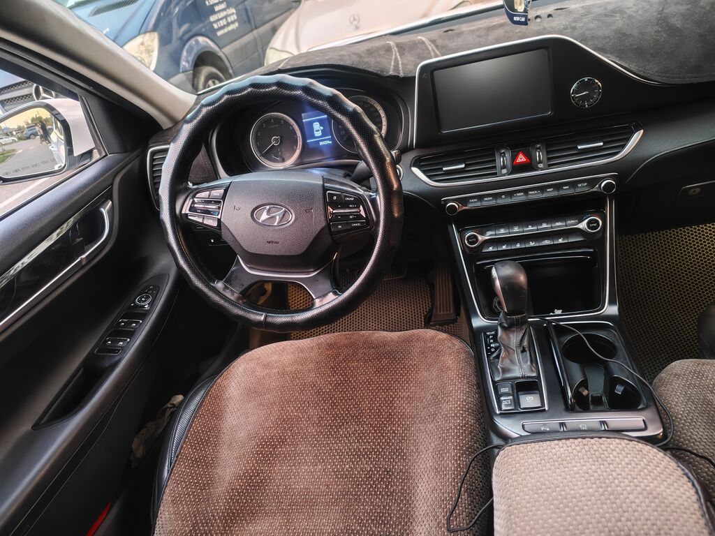 Hyundai Grandeur: 2018 г., 3 л, Автомат, Газ, Седан: фото 7