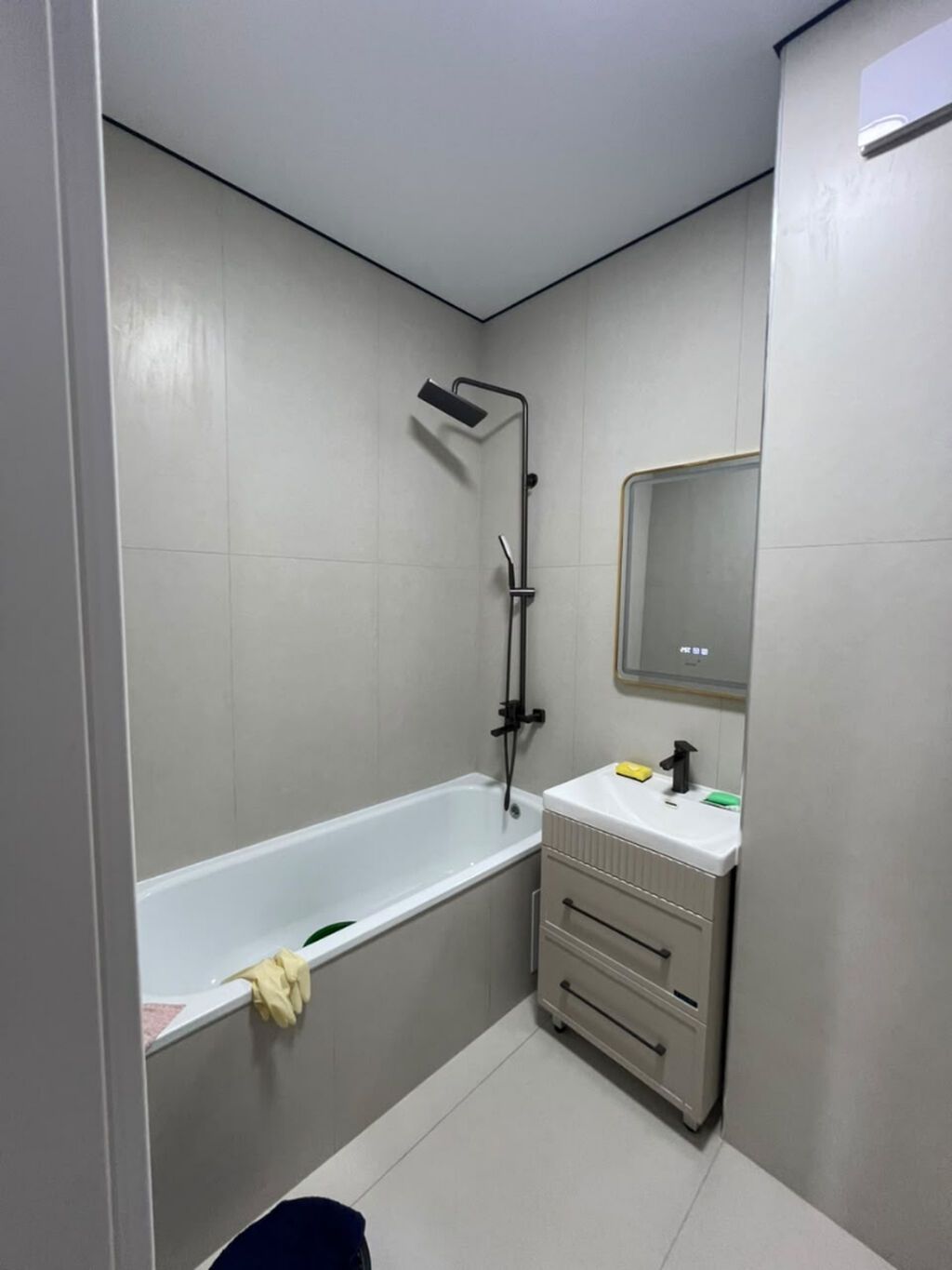 Студия, 58 м², Асанбай мкр Элитка, 8 этаж, Свежий ремонт: фото 3