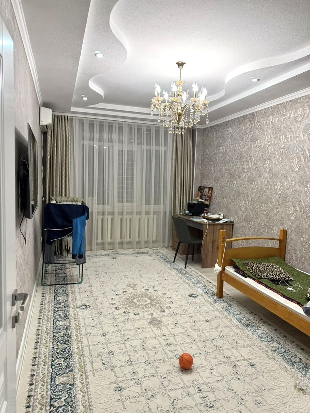 3 комнаты, 80 м², 12 мкр Элитка, 9 этаж, Косметический ремонт: фото 1