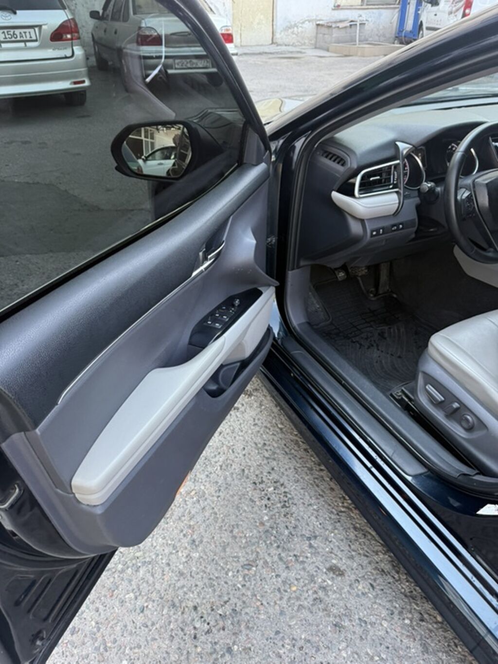 Toyota Camry: 2018 г., Седан: фото 4