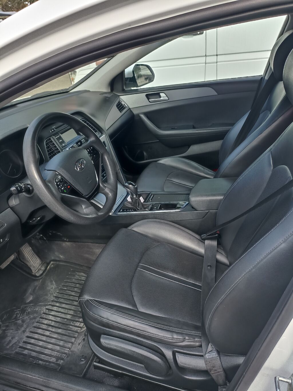 Hyundai Sonata: 2017 г., 2 л, Автомат, Газ, Седан: фото 7