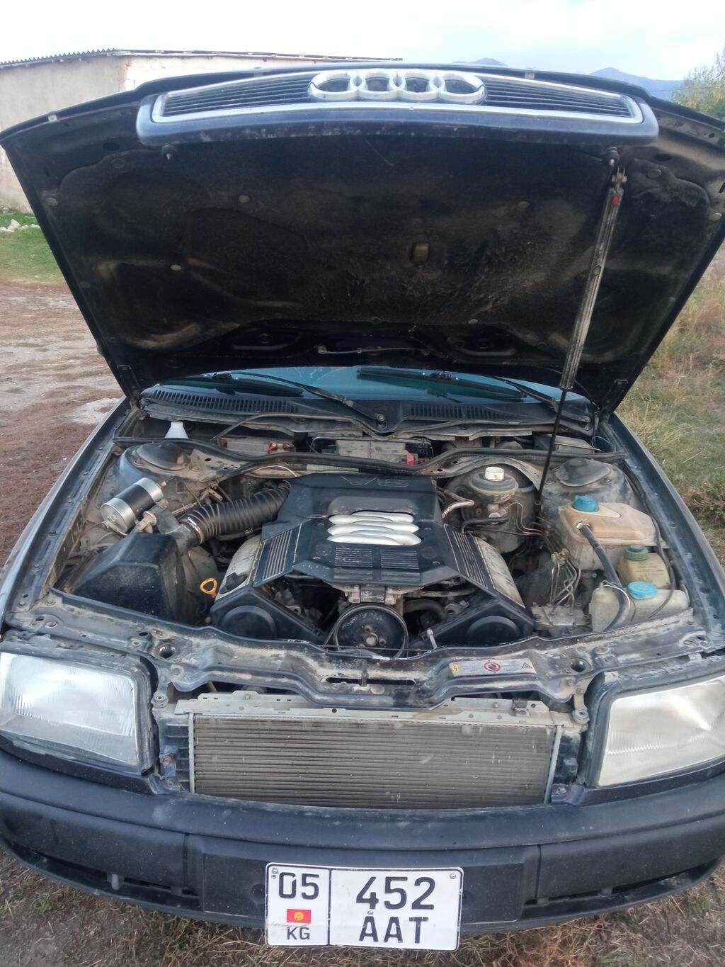 Audi 100: 1992 г., 2.6 л, Механика, Бензин, Седан: фото 3
