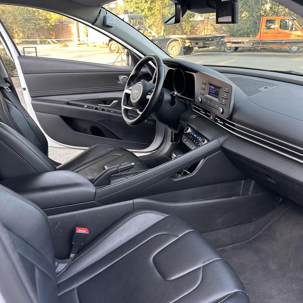 Hyundai Avante: 2021 г., 1.6 л, Бензин: фото 6