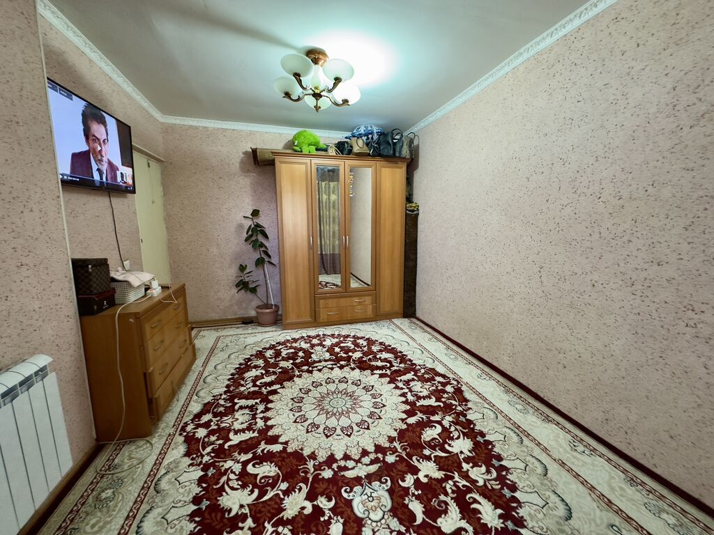 3 комнаты, 68 м², Индивидуалка, 5 этаж, Старый ремонт — фото 4