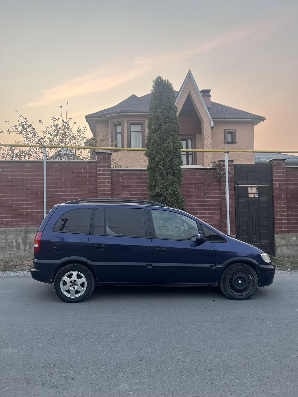 Opel Zafira: 2001 г., 1.8 л, Автомат, Бензин, Минивэн: фото 4