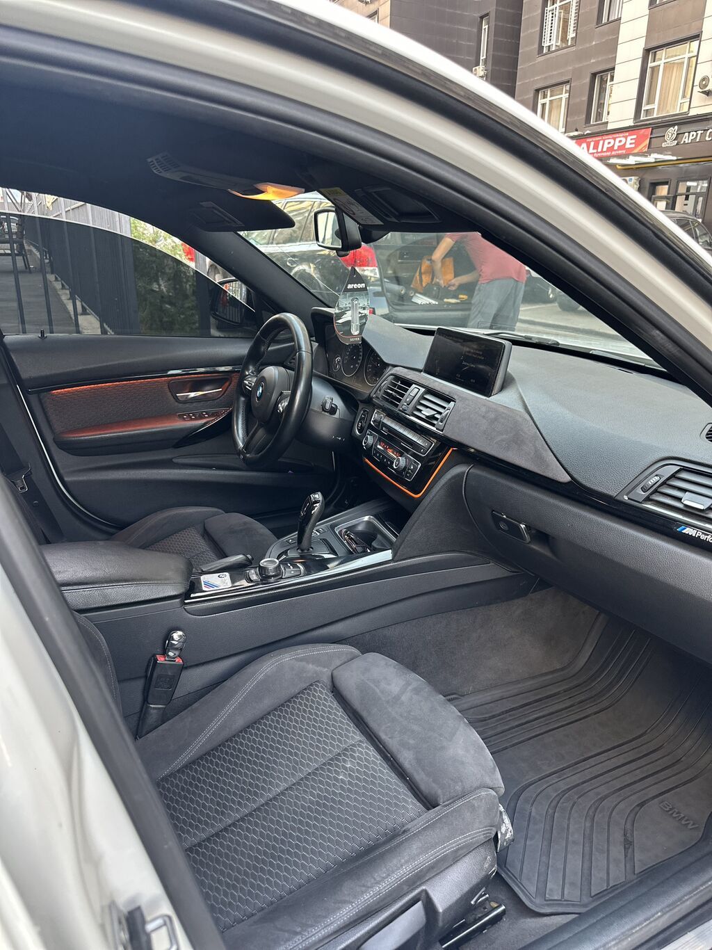 BMW 3 series: 2015 г., 2 л, Автомат, Бензин, Седан: фото 3