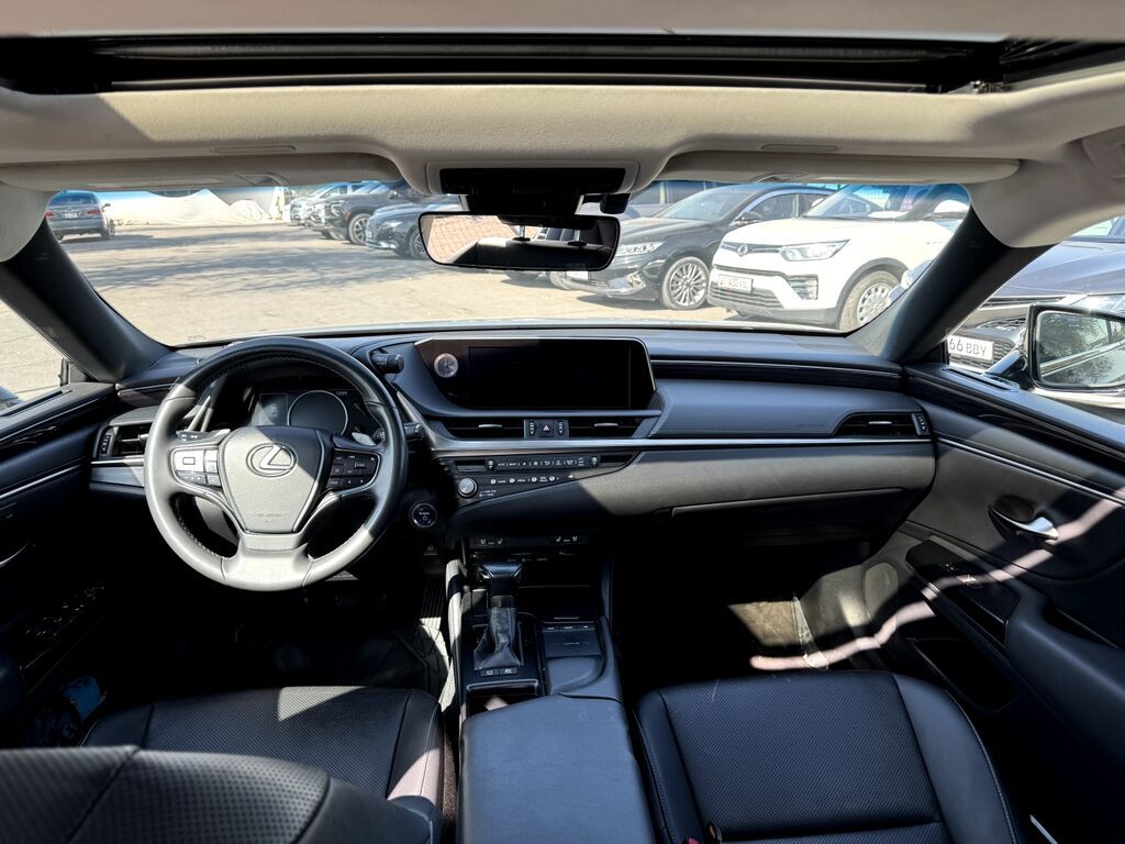 Lexus ES: 2021 г., Седан: фото 6