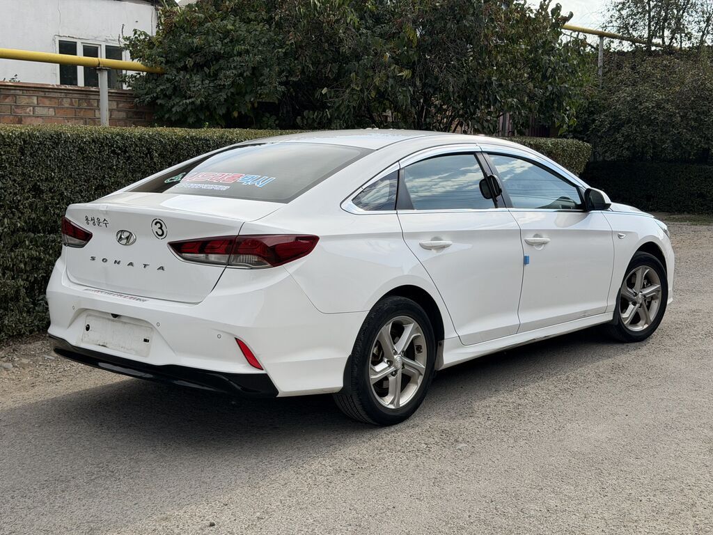 Hyundai Sonata: 2019 г., 2 л, Автомат, Газ, Седан: фото 2