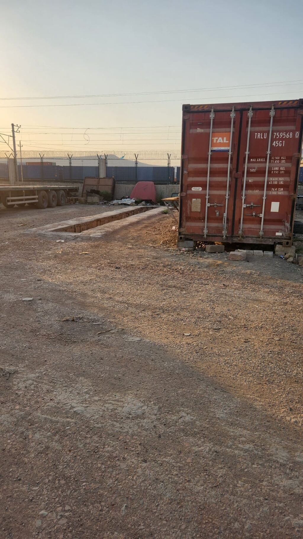 🚛 TIR SERVİSİ SATILIR – LÖKBATAN YOLU, SƏDƏRƏK BAZARININ QARŞISI – 8