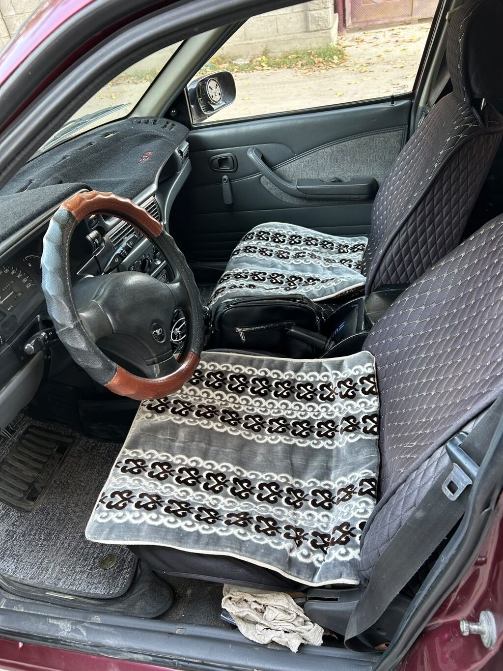 Daewoo Nexia: 2006 г., 1.6 л, Механика, Бензин, Седан: фото 6