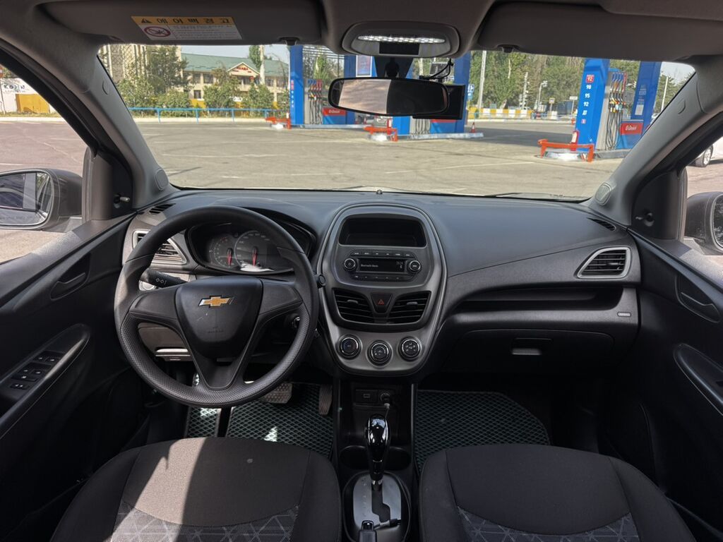 Chevrolet Spark: 2020 г., 1 л, Вариатор, Бензин, Хэтчбэк: фото 3