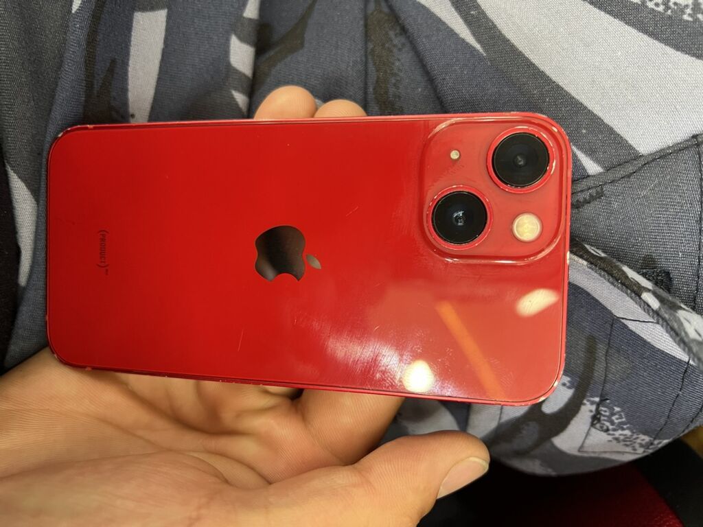 IPhone 13 mini, цвет (PRODUCT)RED - Компактный дисплей 5.4" Super: фото 3