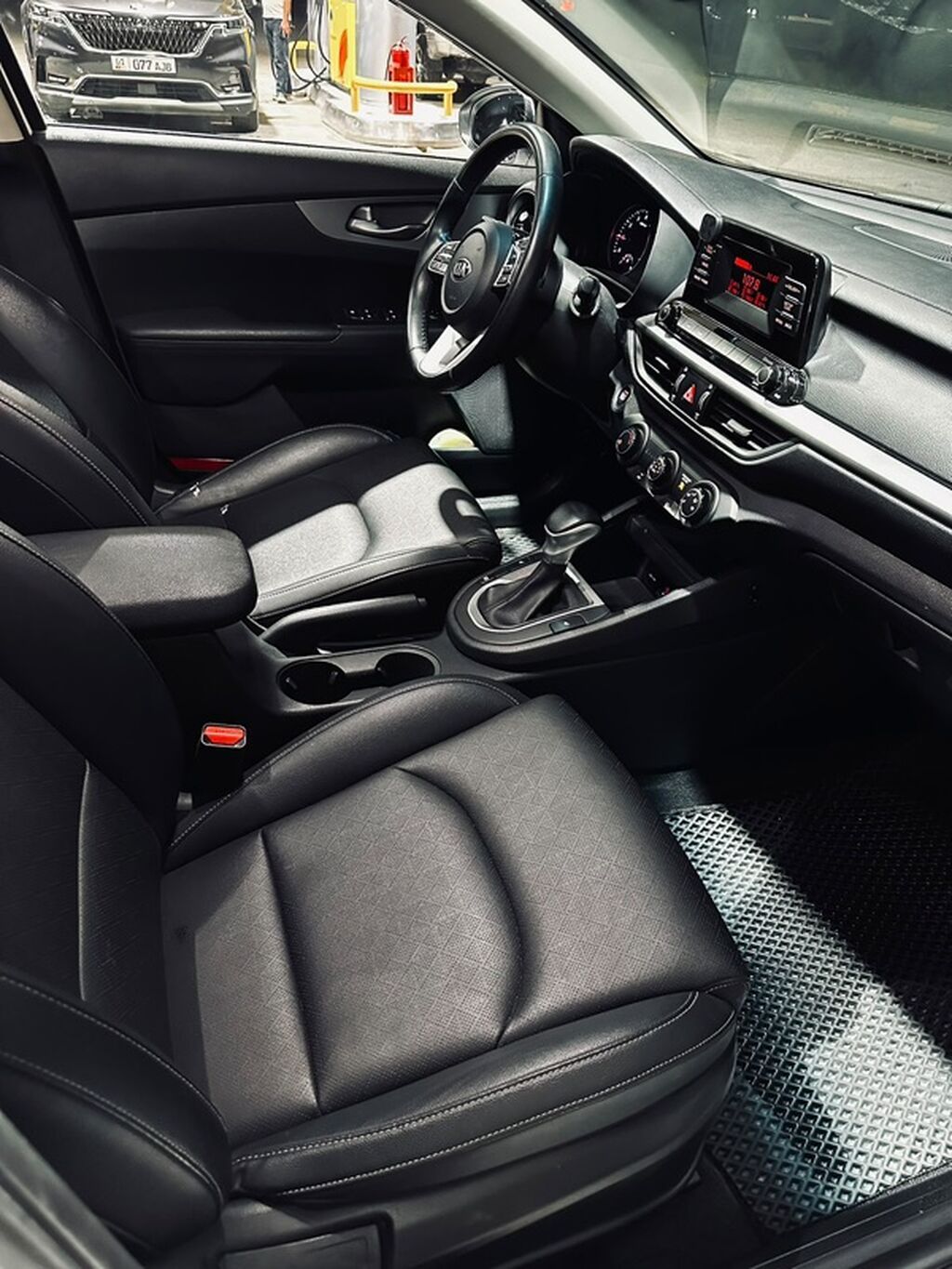 Kia K3: 2021 г., 1.6 л, Робот, Бензин, Седан: фото 8