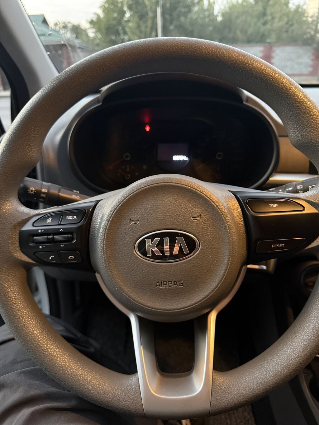 Kia Morning: 2021 г., 1 л, Автомат, Бензин, Лифтбек: фото 8